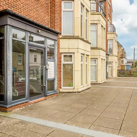 شقة Harbour Lights ويتبي