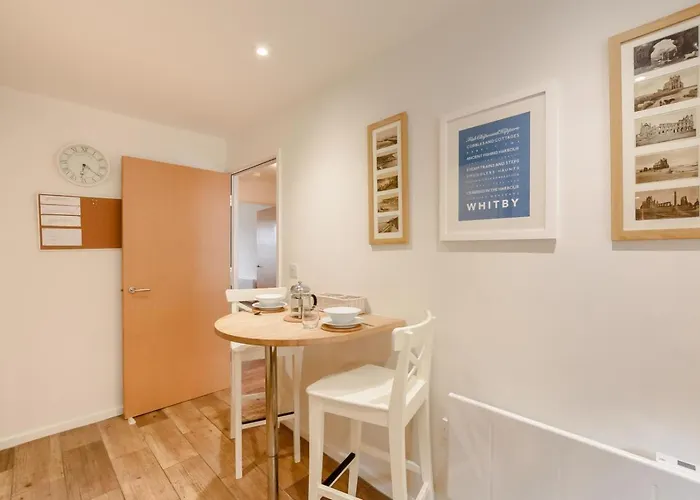 3 Bed In Oc-w1003 Apartament